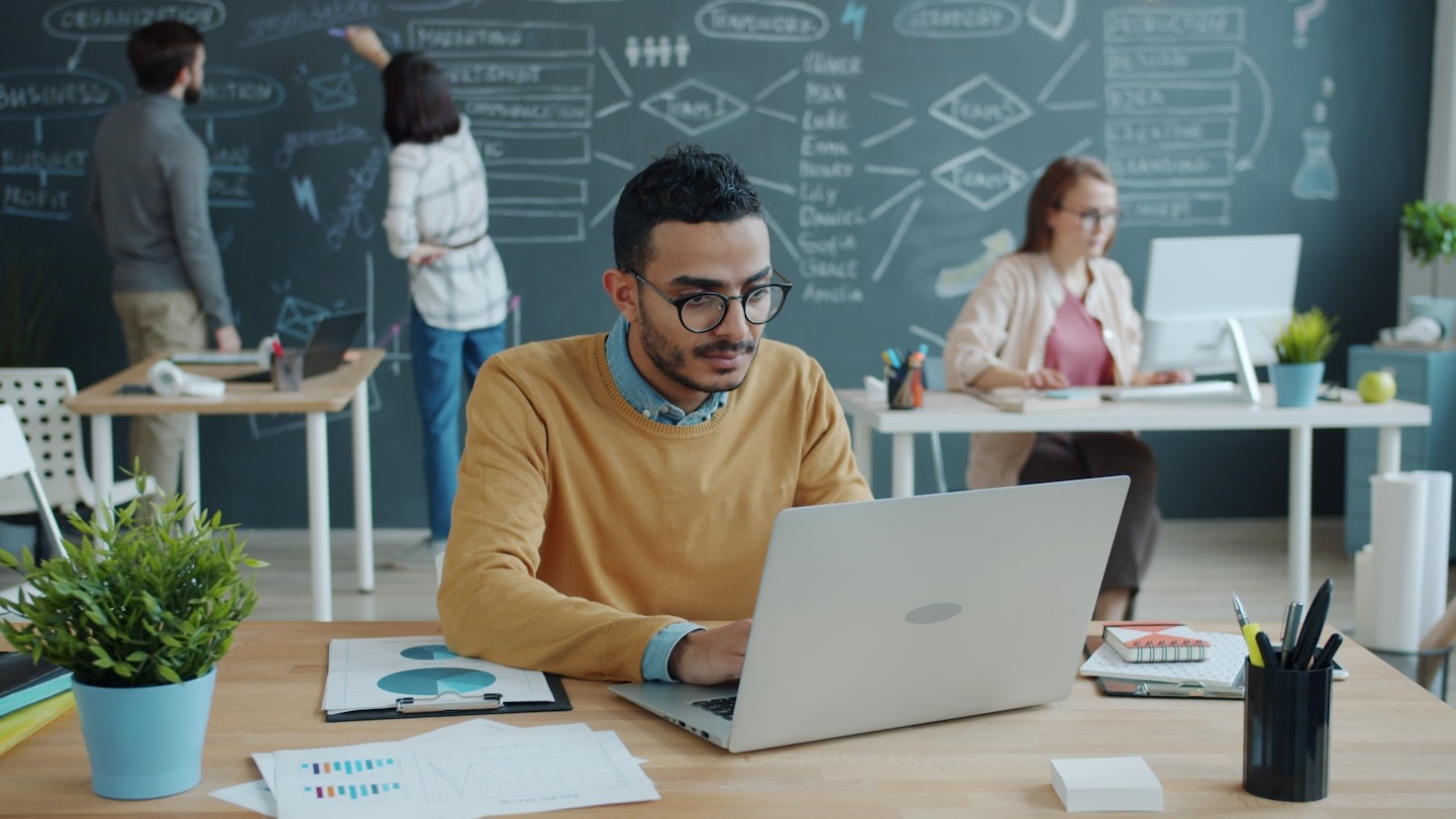 Brand Development Tips for Emerging Startups